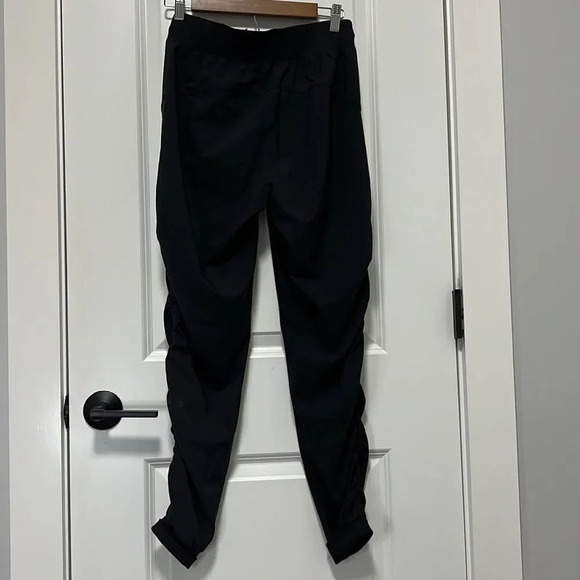 Women’s Joggers Drawstring Waist Ruched Leg Detail with Pockets Black size Small - Picture 4 of 6